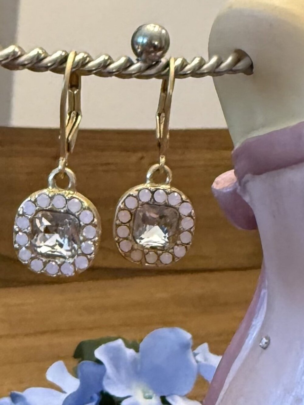 Lia Sophia "PIPPA" Earrings - Picture 2 of 6